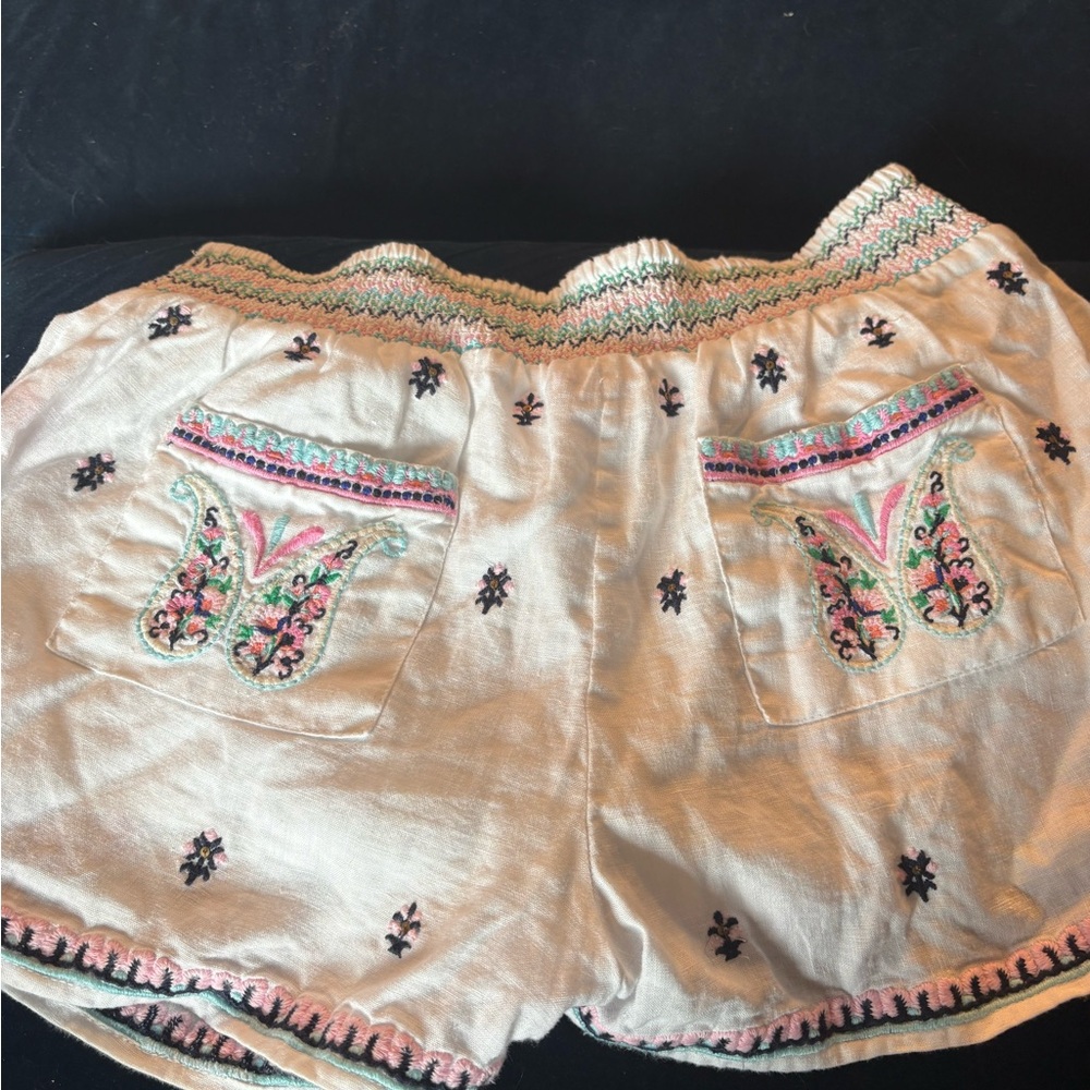 Calypso St. Barth Cream Embroidered High Waist Shorts - Picture 4 of 4